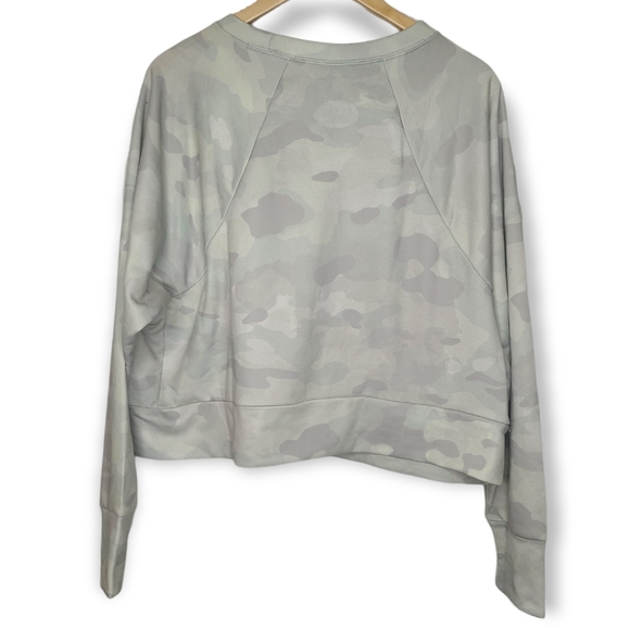 NIKE Camo Cropped Dri-Fit Icon Clash Sweatshirt NEW 2X - Picture 3 of 7